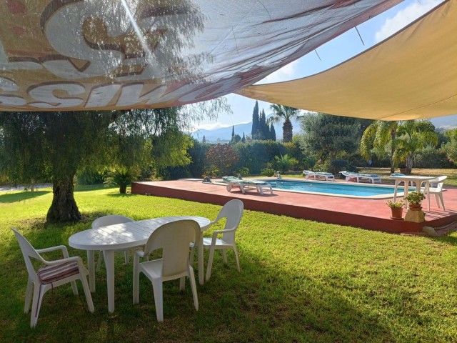 4 Soveroms Villa i Alhaurín el Grande