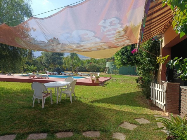 4 Soveroms Villa i Alhaurín el Grande