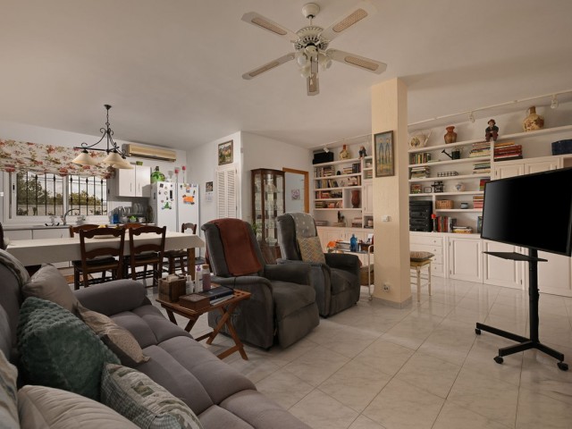 Villa avec 4 Chambres  à Alhaurín el Grande