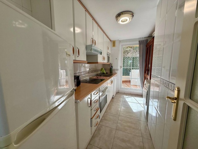 2 Bedrooms Apartment in Nueva Andalucía