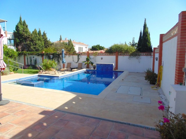 5 Schlafzimmer Villa in Benalmadena