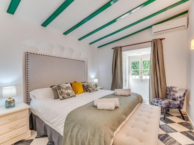 5 Soveroms Villa i Nueva Andalucía