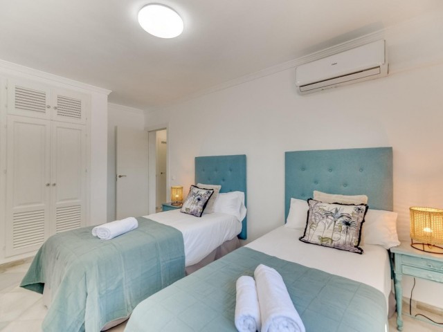 5 Soveroms Villa i Nueva Andalucía