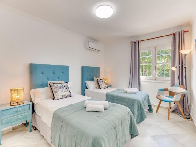 5 Soveroms Villa i Nueva Andalucía