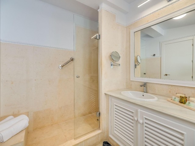 5 Soveroms Villa i Nueva Andalucía