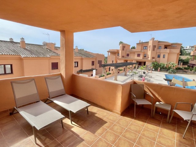 3 Bedrooms Apartment in Benahavís