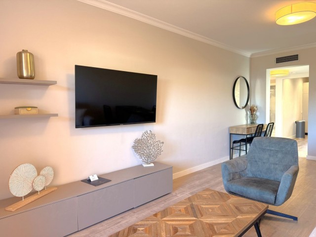 3 Bedrooms Apartment in Benahavís