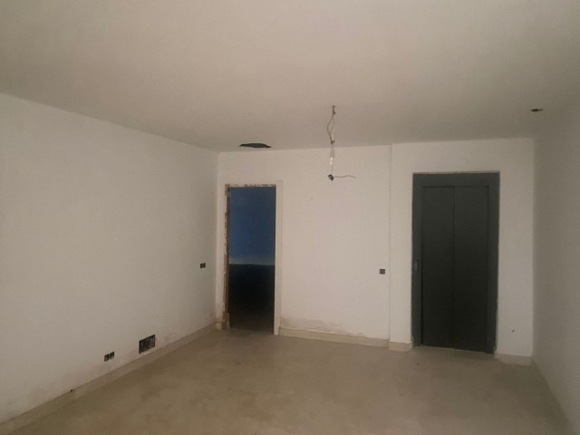 6 Soveroms Villa i Elviria