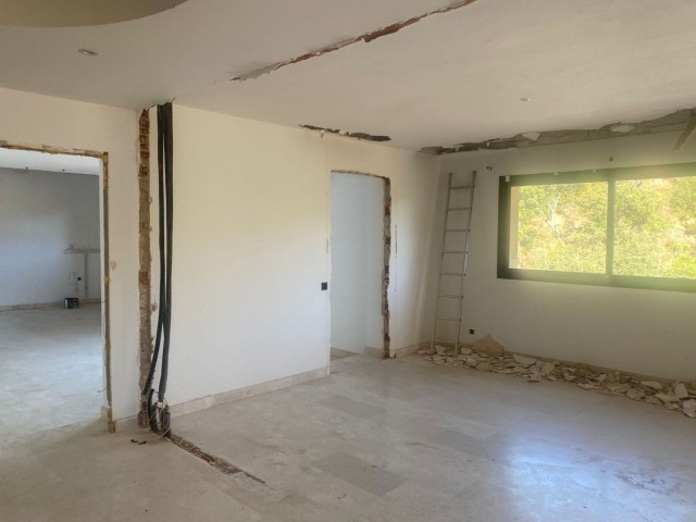 6 Soveroms Villa i Elviria