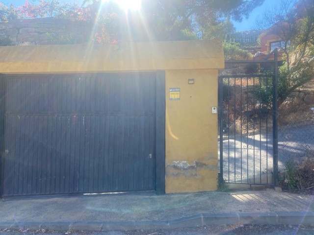 6 Makuuhuoneen Huvila Elviria