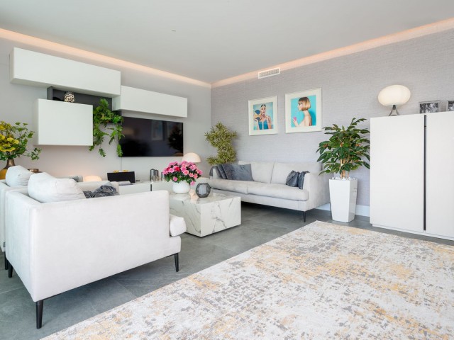 3 Bedrooms Apartment in Benahavís