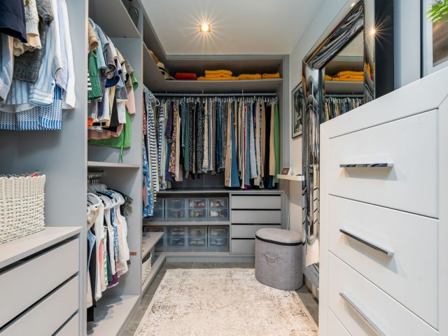 3 Bedrooms Apartment in Benahavís