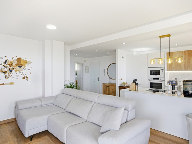 2 Bedrooms Apartment in Riviera del Sol