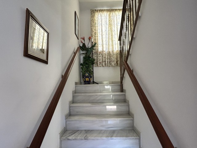 4 Soveroms Villa i Fuengirola