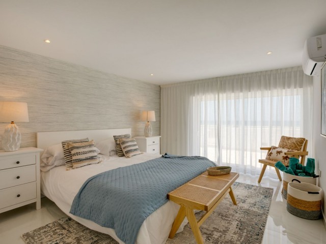 3 Bedrooms Villa in Estepona