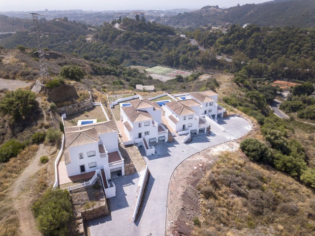 4 Soveroms Villa i Estepona