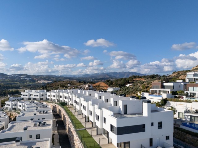 4 Bedrooms Townhouse in La Cala de Mijas