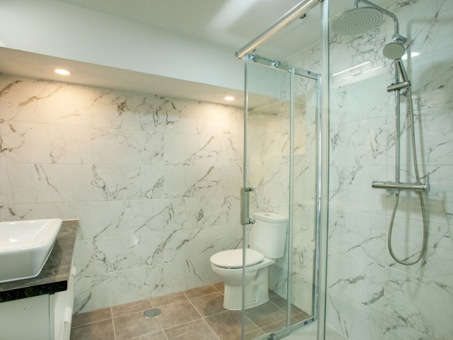 4 Bedrooms Townhouse in Estepona