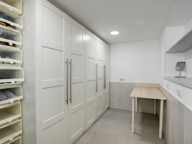 4 Bedrooms Townhouse in Estepona