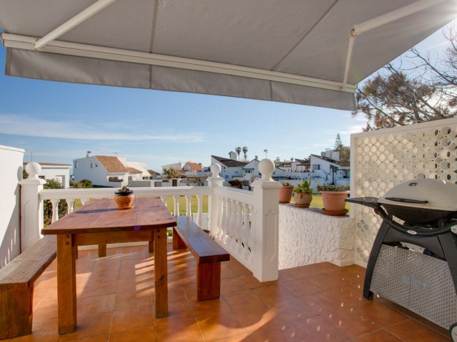 4 Bedrooms Townhouse in Estepona