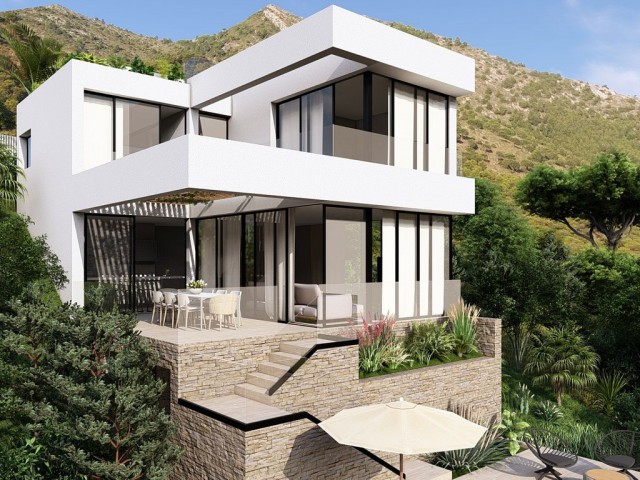 Villa con 4 Dormitorios  en Mijas