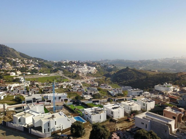 Villa con 4 Dormitorios  en Mijas