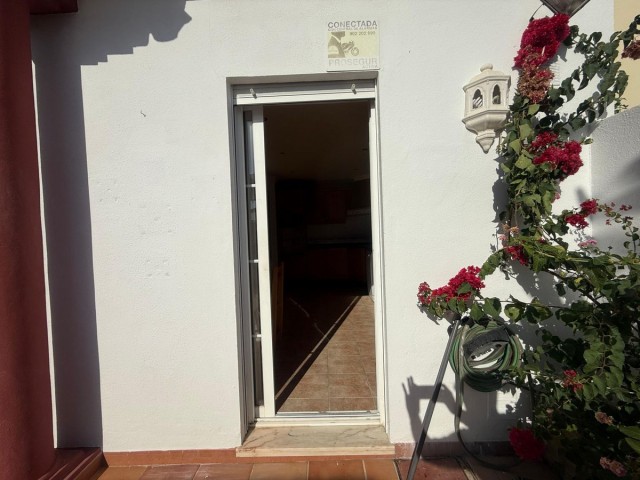 Maison mitoyenne avec 4 Chambres  à Cancelada