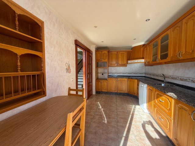 Maison mitoyenne avec 4 Chambres  à Cancelada