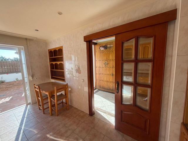 Maison mitoyenne avec 4 Chambres  à Cancelada