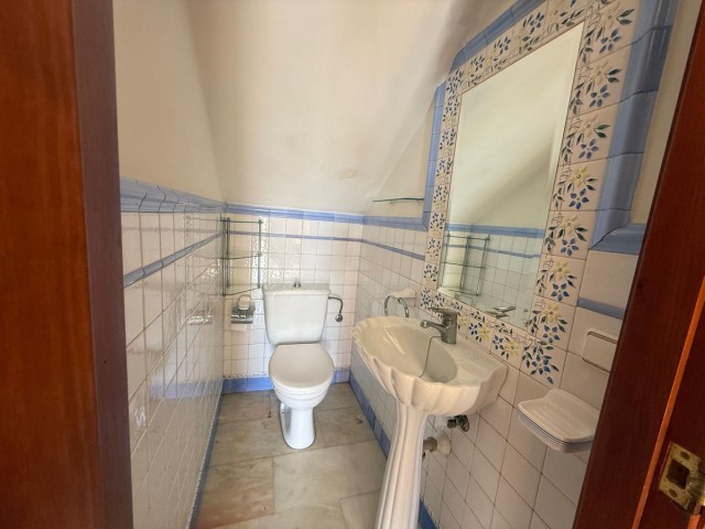 Maison mitoyenne avec 4 Chambres  à Cancelada