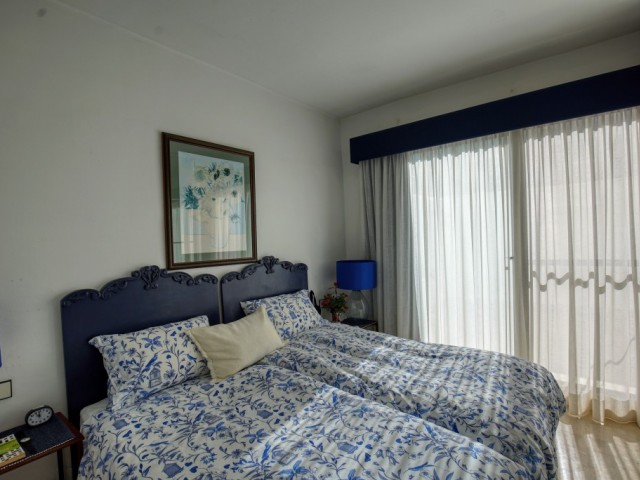 2 Bedrooms Townhouse in Estepona