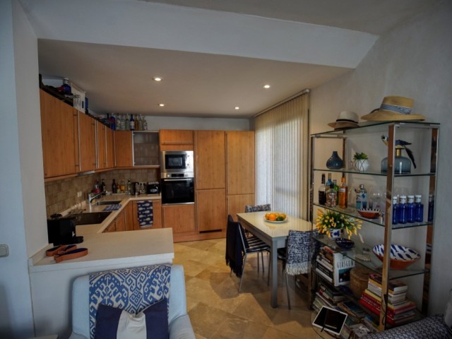 2 Bedrooms Townhouse in Estepona