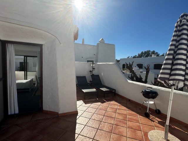 Maison mitoyenne avec 2 Chambres  à Estepona