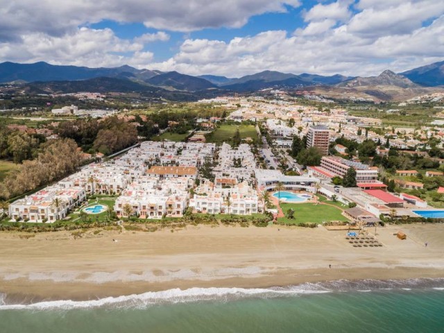 Maison mitoyenne avec 2 Chambres  à Estepona