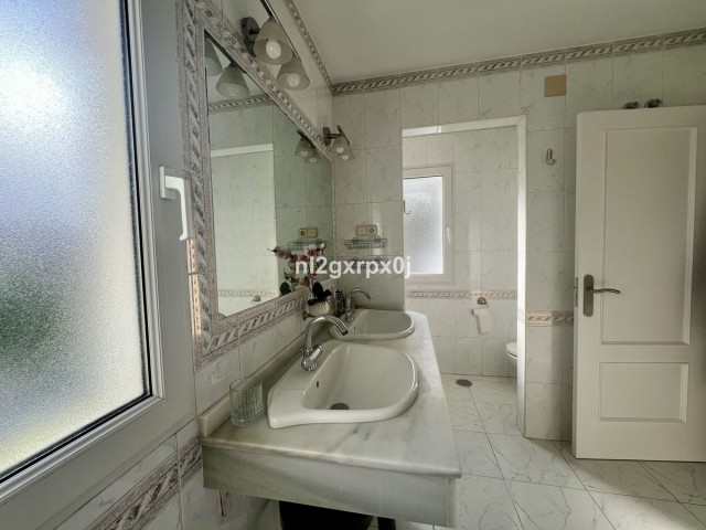 Villa avec 3 Chambres  à Reserva de Marbella