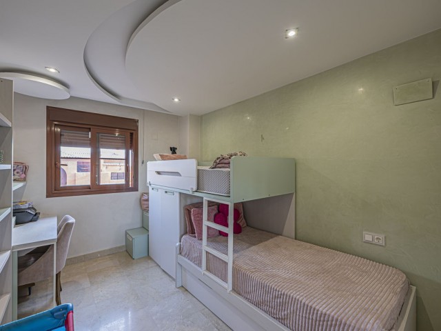 Apartamento con 2 Dormitorios  en Atalaya