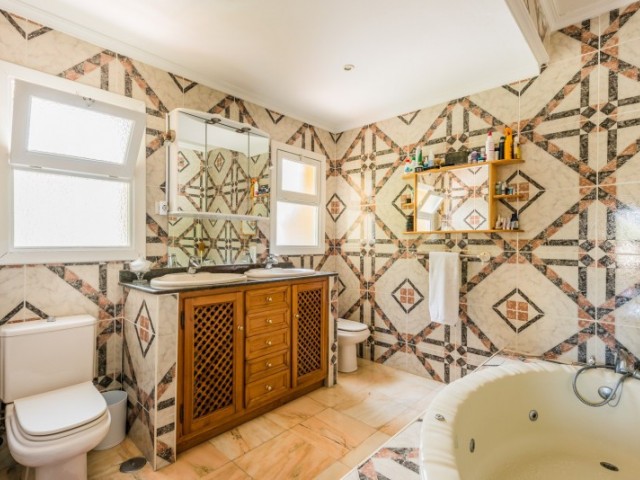 9 Soveroms Villa i El Rosario