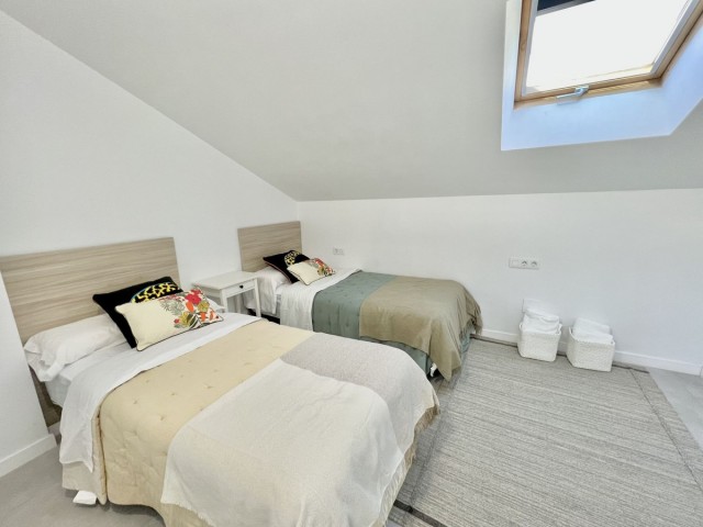 Appartement avec 15 Chambres  à Málaga