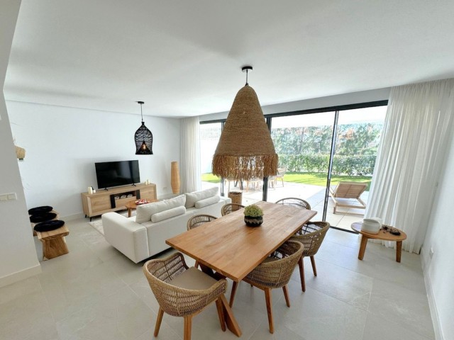 Huoneisto, Cabopino, R4842436