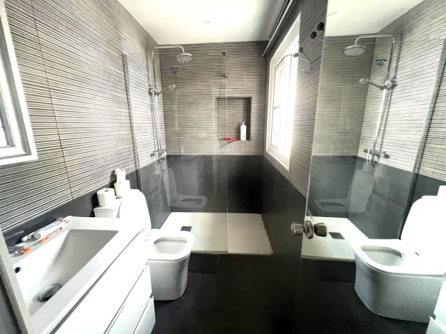 4 Bedrooms Villa in San Pedro de Alcántara