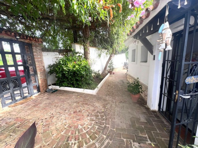 4 Bedrooms Villa in San Pedro de Alcántara