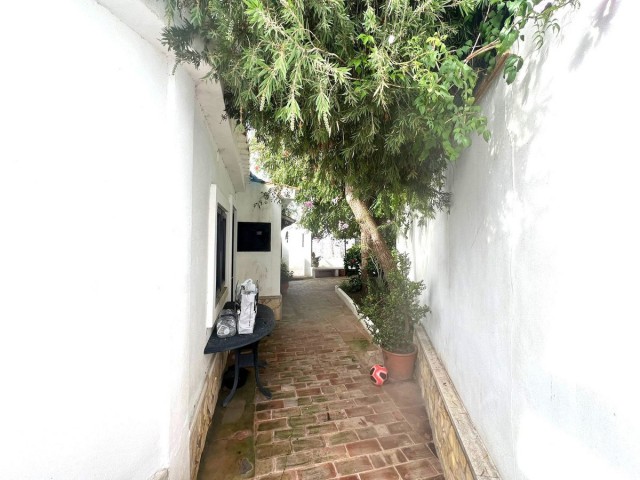 4 Bedrooms Villa in San Pedro de Alcántara