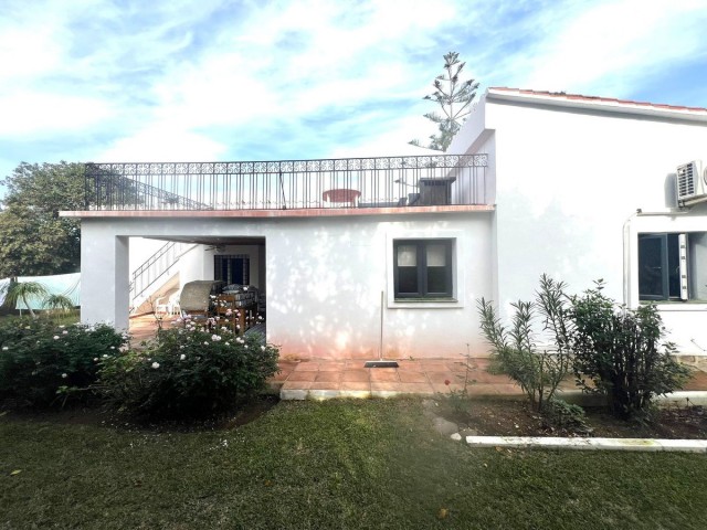 4 Bedrooms Villa in San Pedro de Alcántara