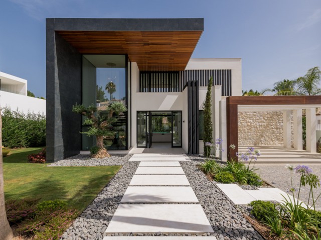 5 Sovrums Villa i Nueva Andalucía