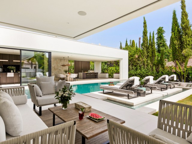 5 Sovrums Villa i Nueva Andalucía