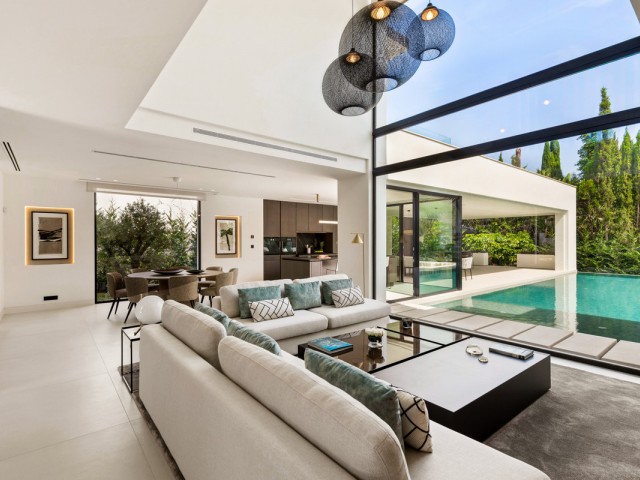 5 Sovrums Villa i Nueva Andalucía