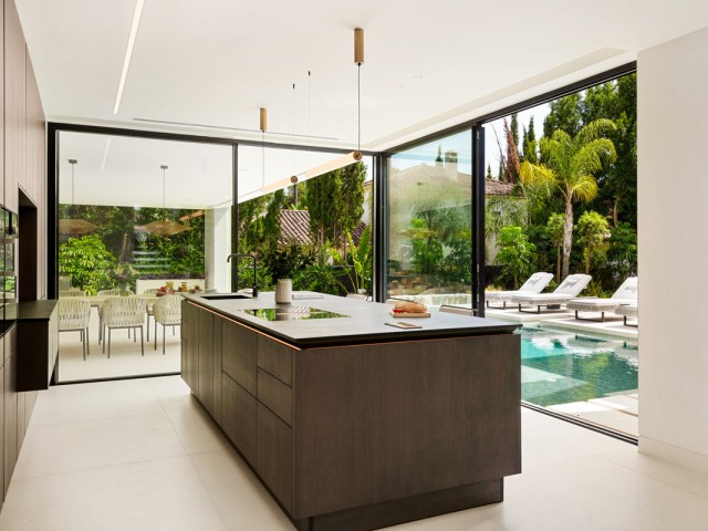 5 Sovrums Villa i Nueva Andalucía