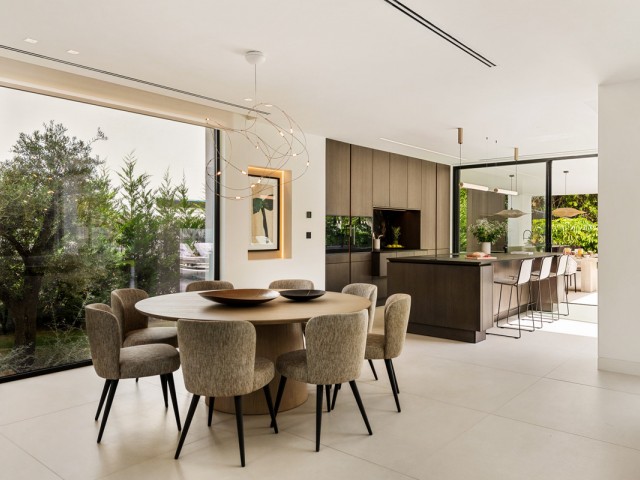 5 Sovrums Villa i Nueva Andalucía