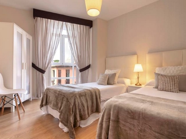 4 Bedrooms Apartment in Málaga Centro