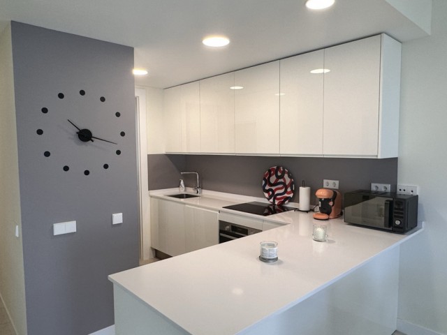 Apartamento con 2 Dormitorios  en Selwo